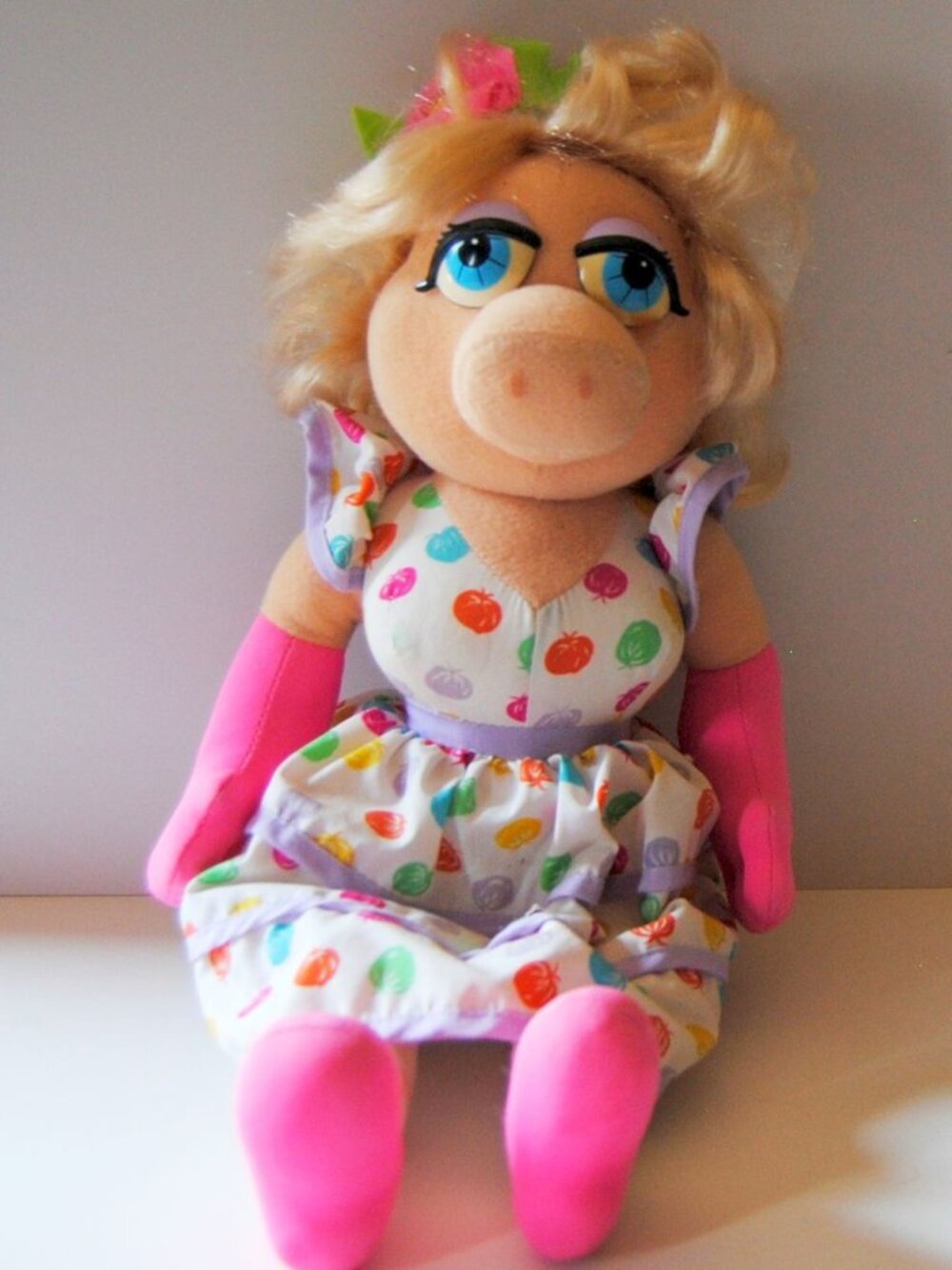 1993 MISS PIGGY Kid Dimension Jim Hensen  Muppets Stuffed Plush Doll 16" w/Dress